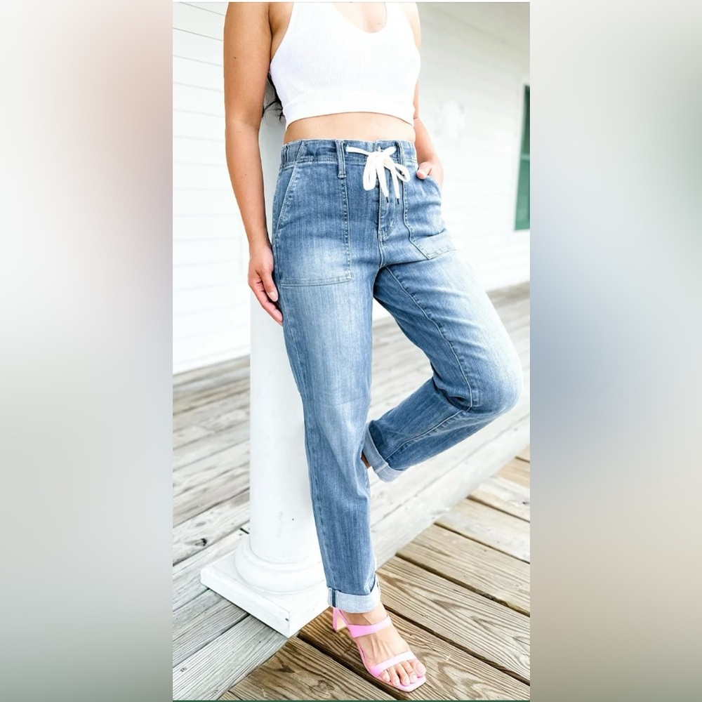 Judy Blue Women's Ankle & Cropped Jeans - Blue